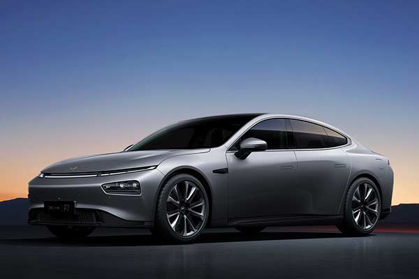 P7 Sports Sedan
