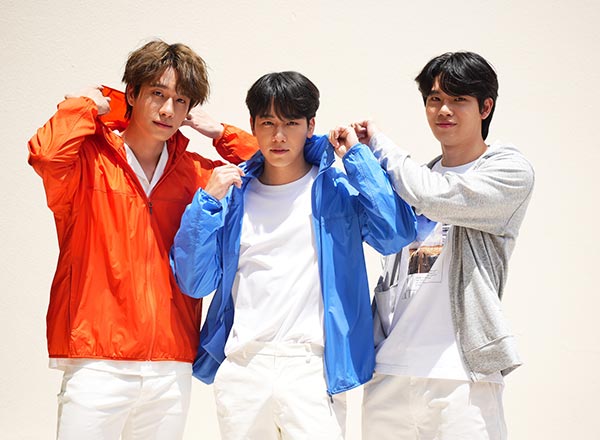 ยูนิโคล่