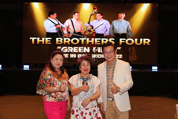 TIP-THE-BROTHERE-FOUR