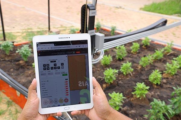 AIS 5G Farmbot