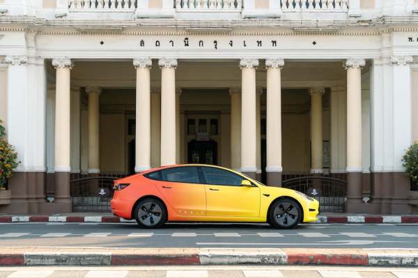 สีรุ้ง